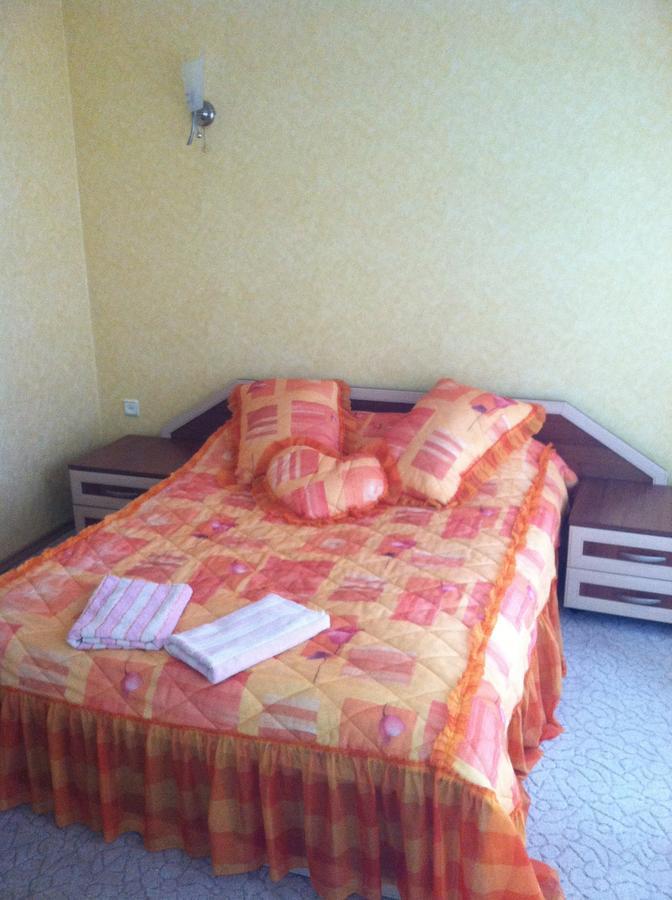 Hotel Prietenia Bender Екстер'єр фото