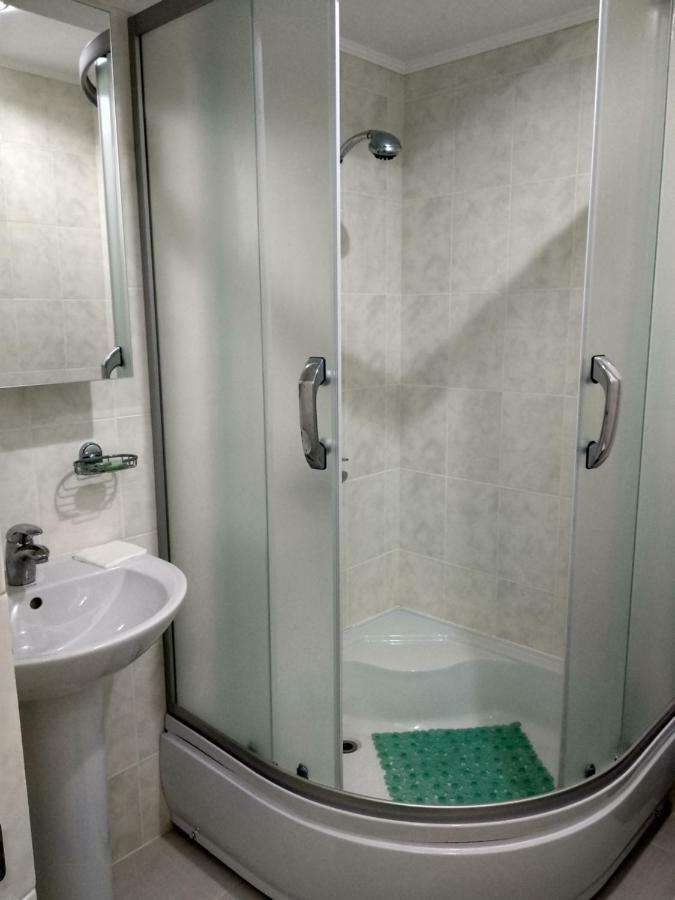 Hotel Prietenia Bender Екстер'єр фото